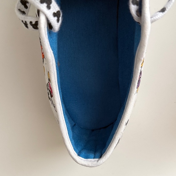 Disney Adult Colorful Mickey Sneakers, size 8 - Picture 5 of 9